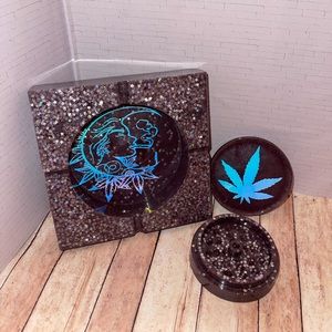 Ashtray & Grinder